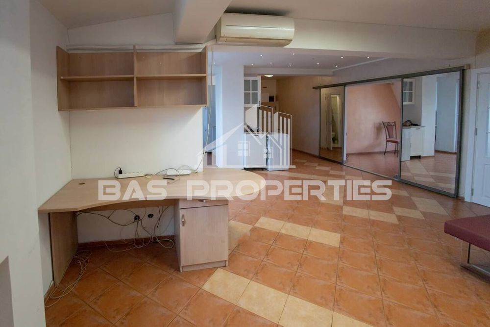 Продава се Тристаен апартамент в София, Стрелбище - 96 кв.м за 3323 €/кв.м - Снимка #8