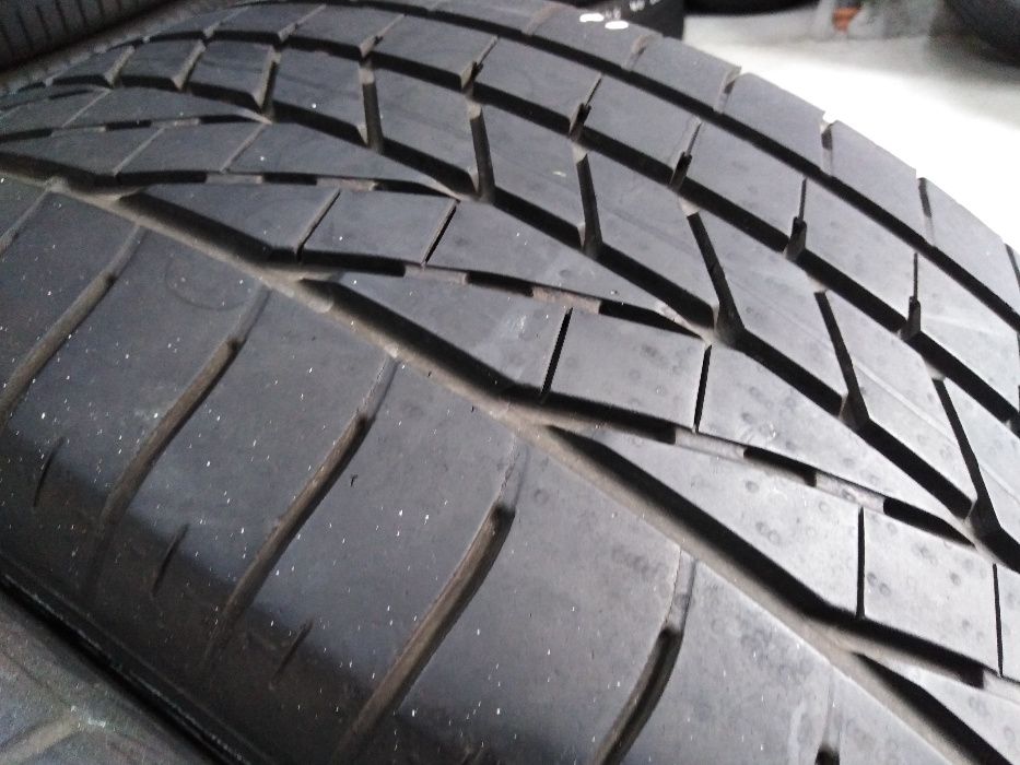 Goodyear 255/45/20-2бр дот 1416 5.0мм