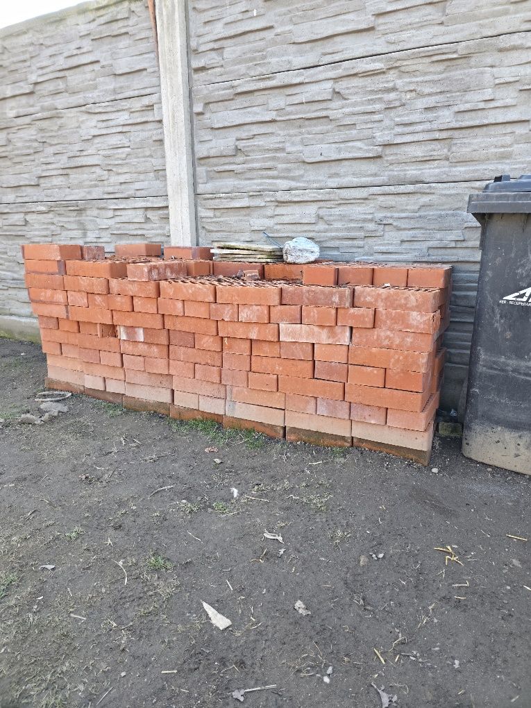 Cărămizi Aparente - Perfecte pentru Grătare, Cuptoare și Design Rustic