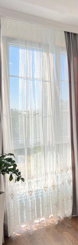 Тюль белая с узорами