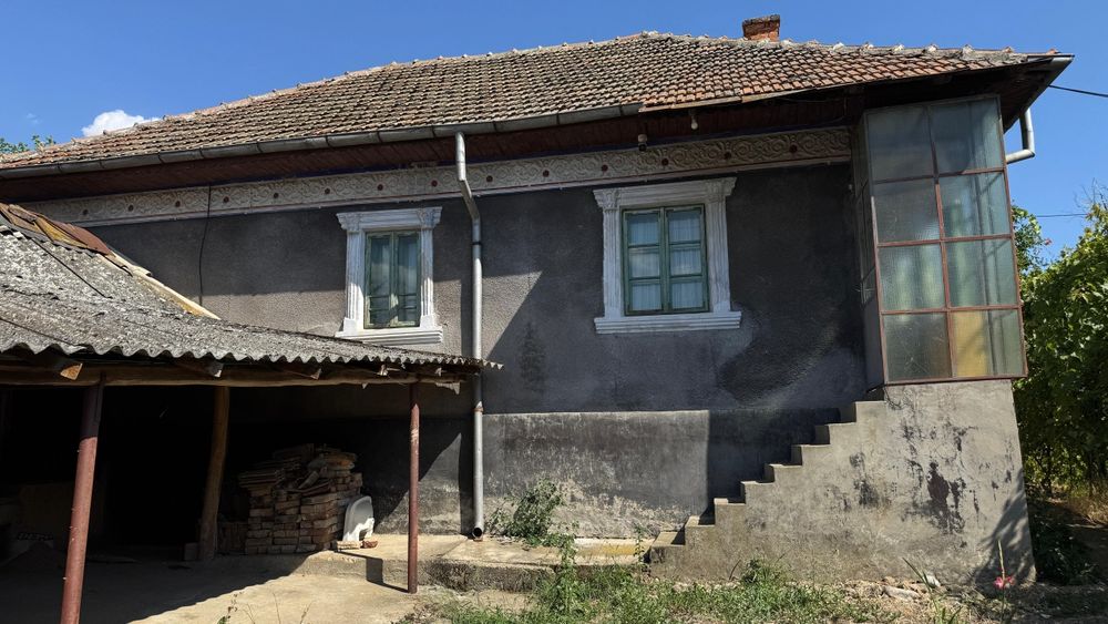 Vând casă și teren, sat Izvoarele, Mehedinti