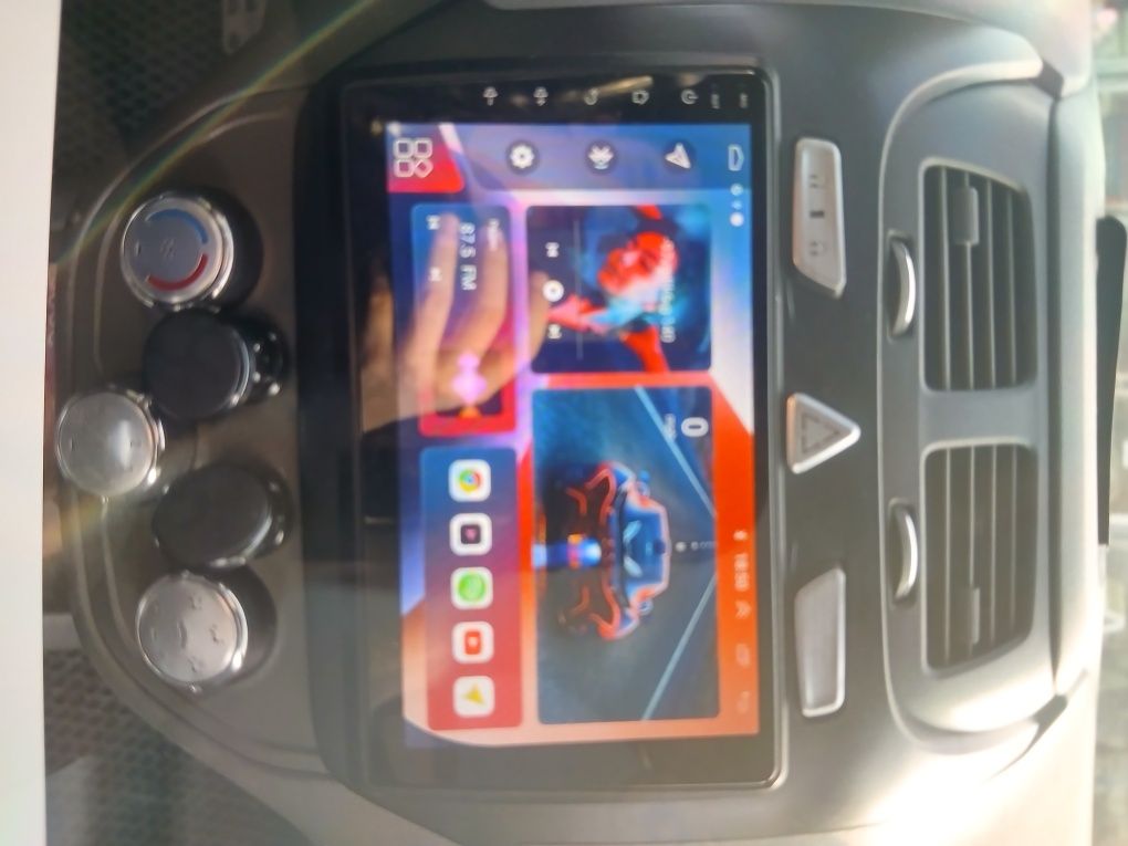 Android monitor srochna sotiladi