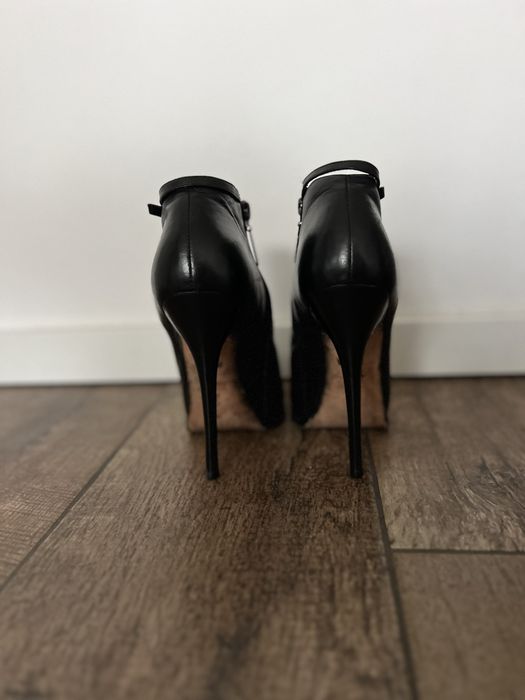 Черни кожени боти London Buffalo