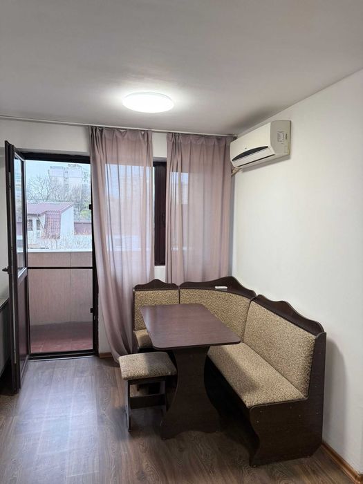 Garsoniera de inchiriat in zona Piata Sudului