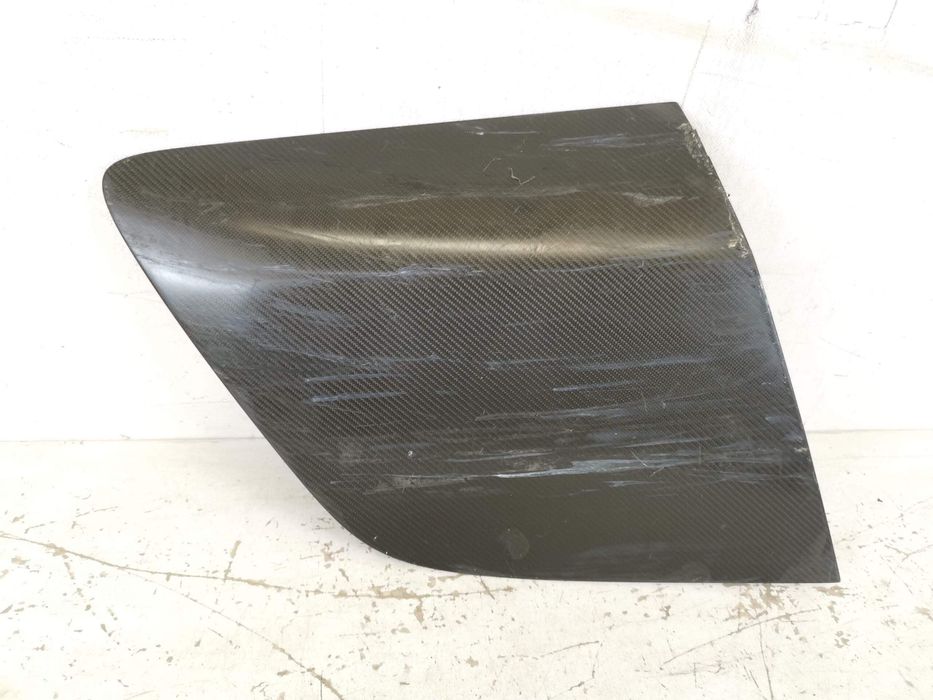 Странична Плоча Заден Панел Дясно От Карбонови Влакна Ауди Р8 / Audi R