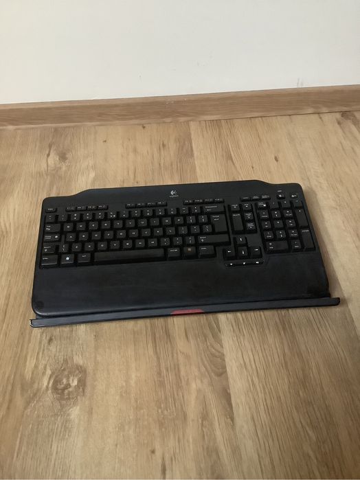 Tastatura cu stand pentru laptop Logitech Alto wireless