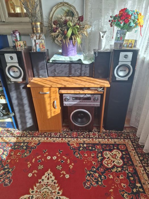 Sistem audio AKAI
