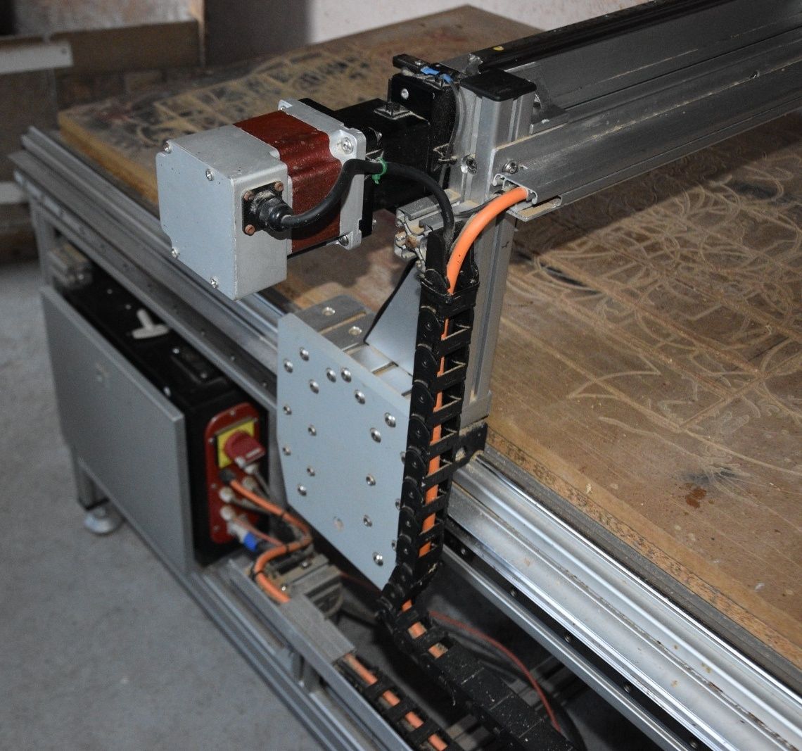 Router CNC 1700*750