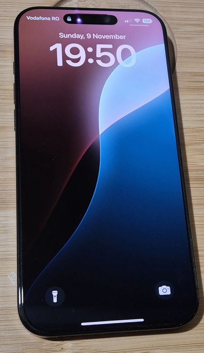 Vând iPhone 16 Pro Max 256 GB