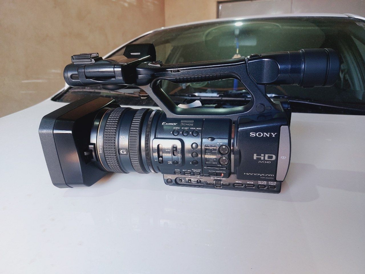 HDR-AX 2000 kamera