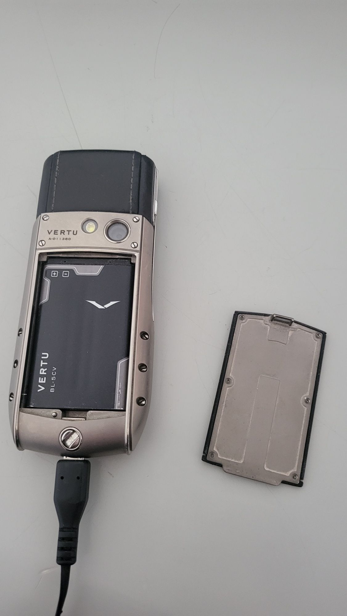 Vertu Ascent Ti Оригинал!