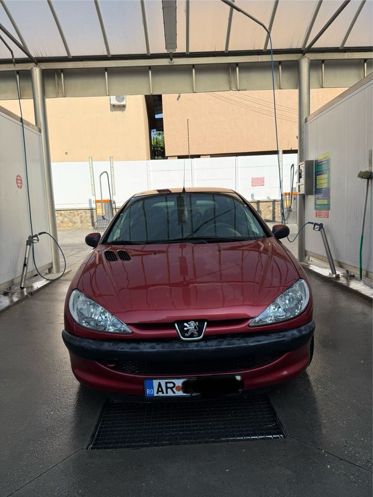 Peugeot 206 hatchback