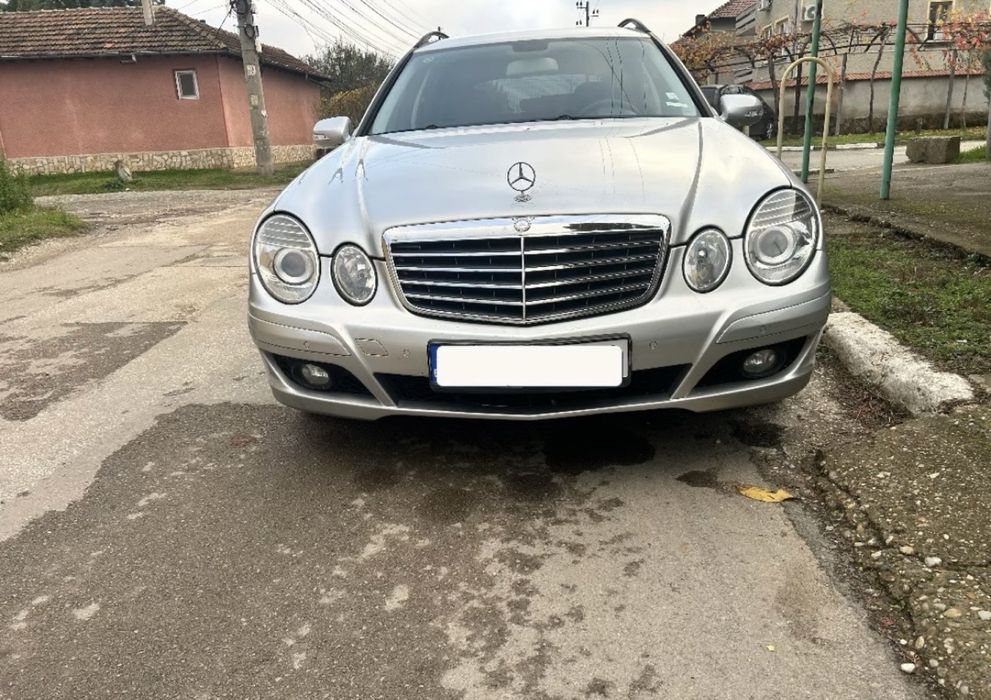 Mercedes E220
