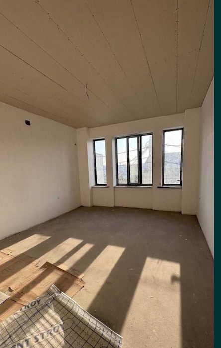 Яшнабад тумани. Олмос 2,5 сотих