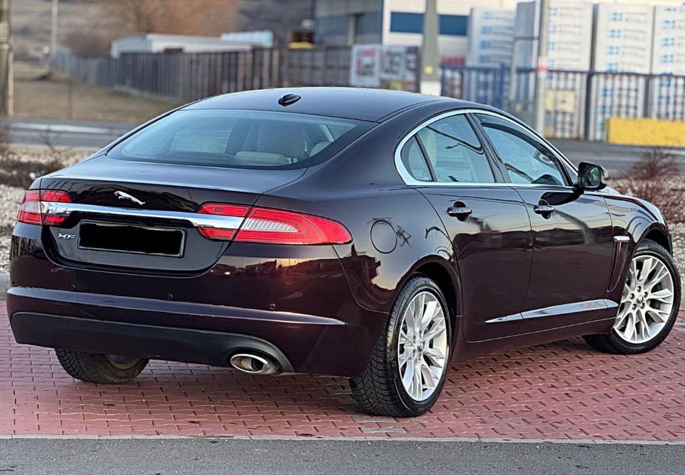 Jaguar XF, 2.2 Diesel, Culoare Cameleon
