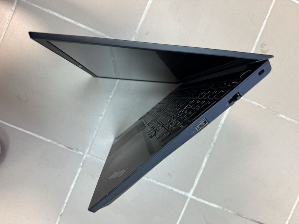 Лаптоп Lenovo ThinkPad E15 4-th Generation- 15,6”, i5, отличен