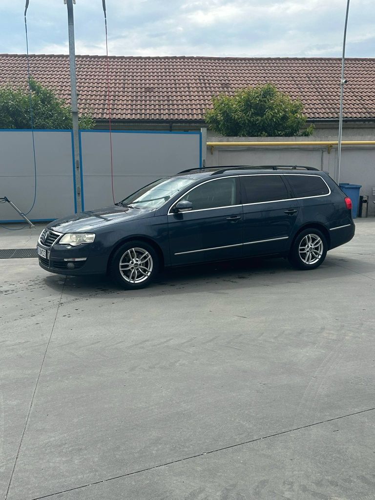 Vând PASSAT b6 motor 2.0 - 140cp Euro 4 cutie automată 6+1  DSG