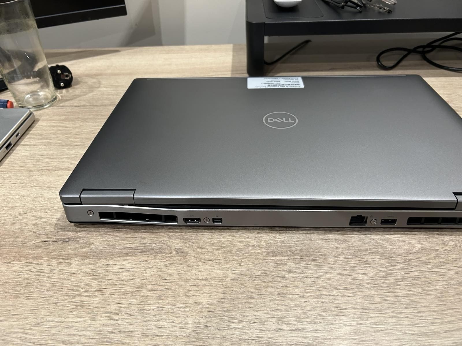 Лаптоп Dell Precision 7740