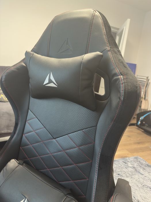 Scaun birou gaming - stare foarte buna , 100% functional
