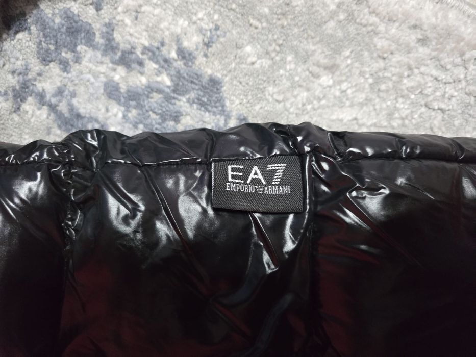 Geacă premium Emporio Armani XXL nouă