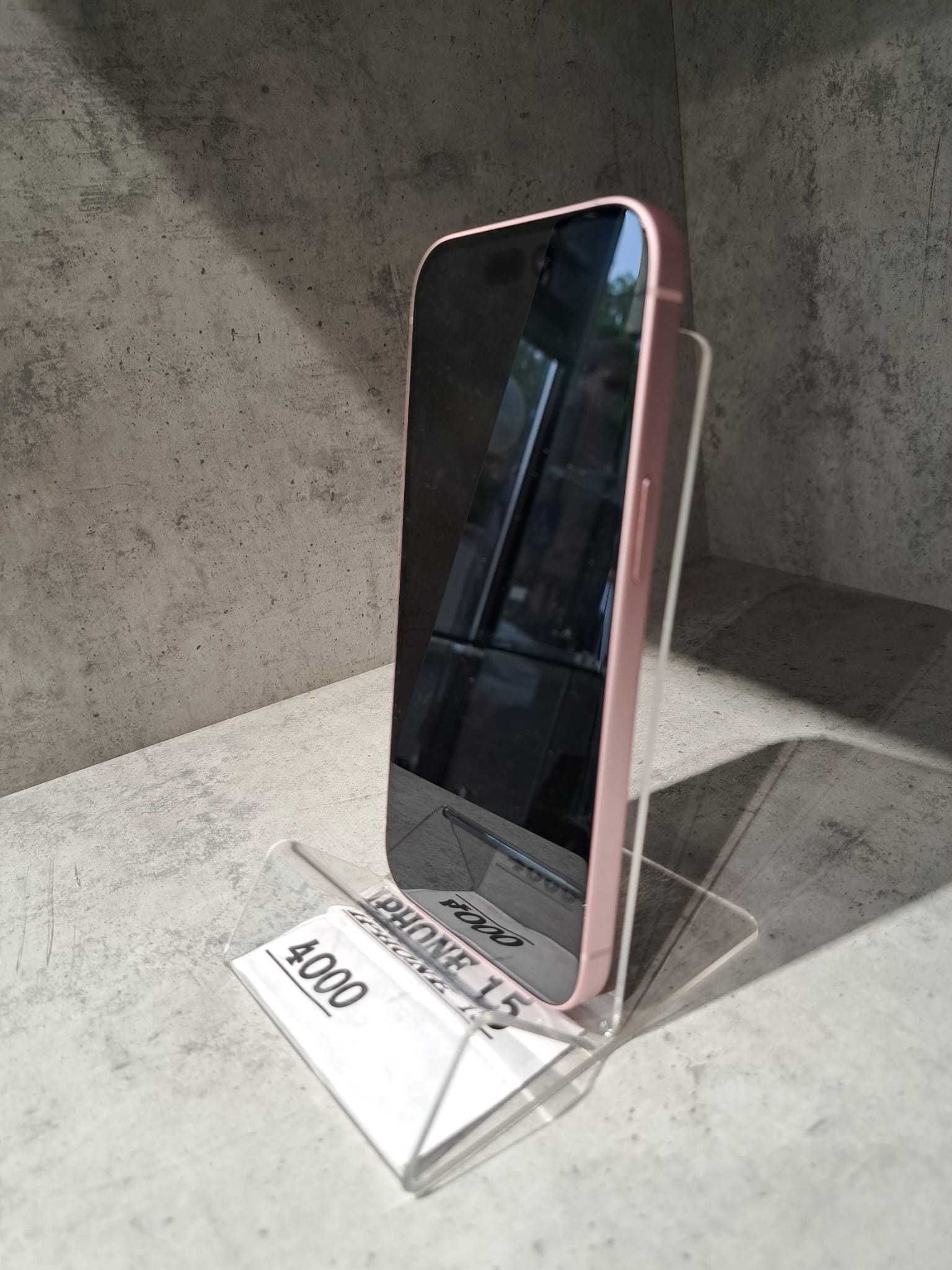Iphone 15 ,  roz, 256 Gb.