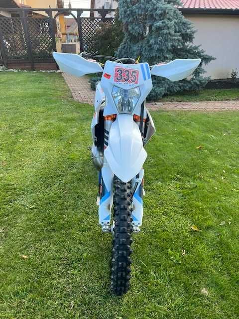 Motocicleta KTM EXC 300