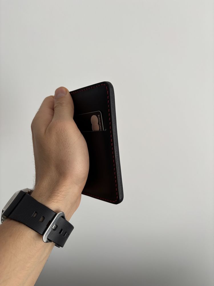 Portofel minimalist din piele naturala pentru barbati facut manual