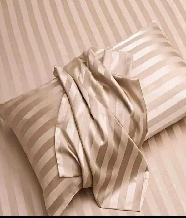 Lenjerii Damasc 6 piese cu cearceaf pe elastic mai multe culori