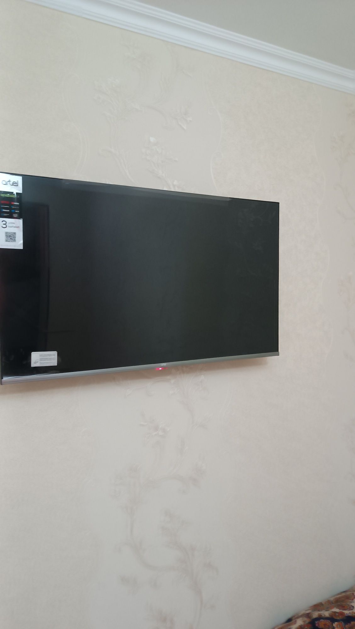 Artel Smart 43 TV