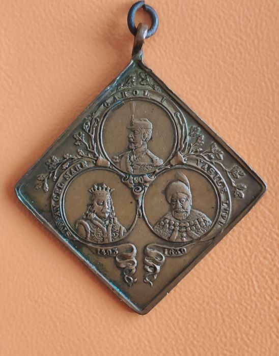 Medalia Restaurarea Bisericilor Sf Nicolae și Sf Trei Ierarhi din Iași