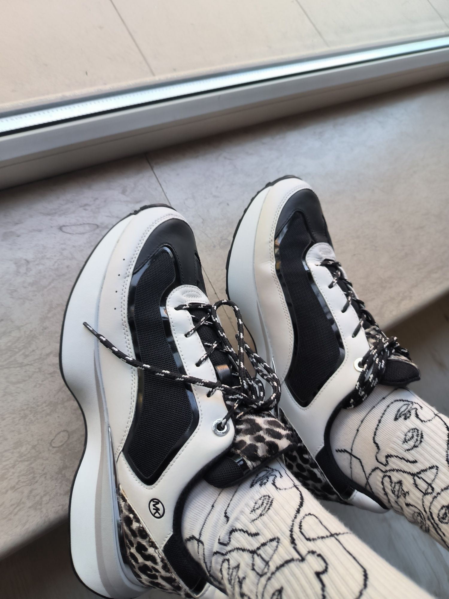 Michael Kors 39 сниърси