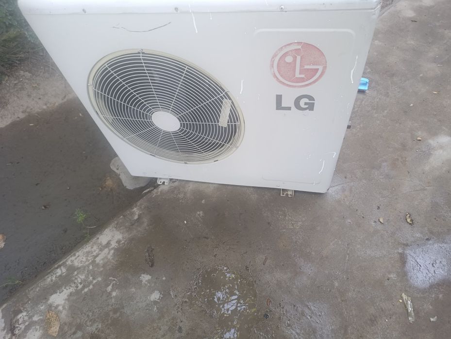 Продаётся кондиционер LG 30 .