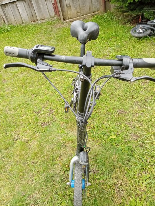 Bicicleta electrica cu propulsie si asitata