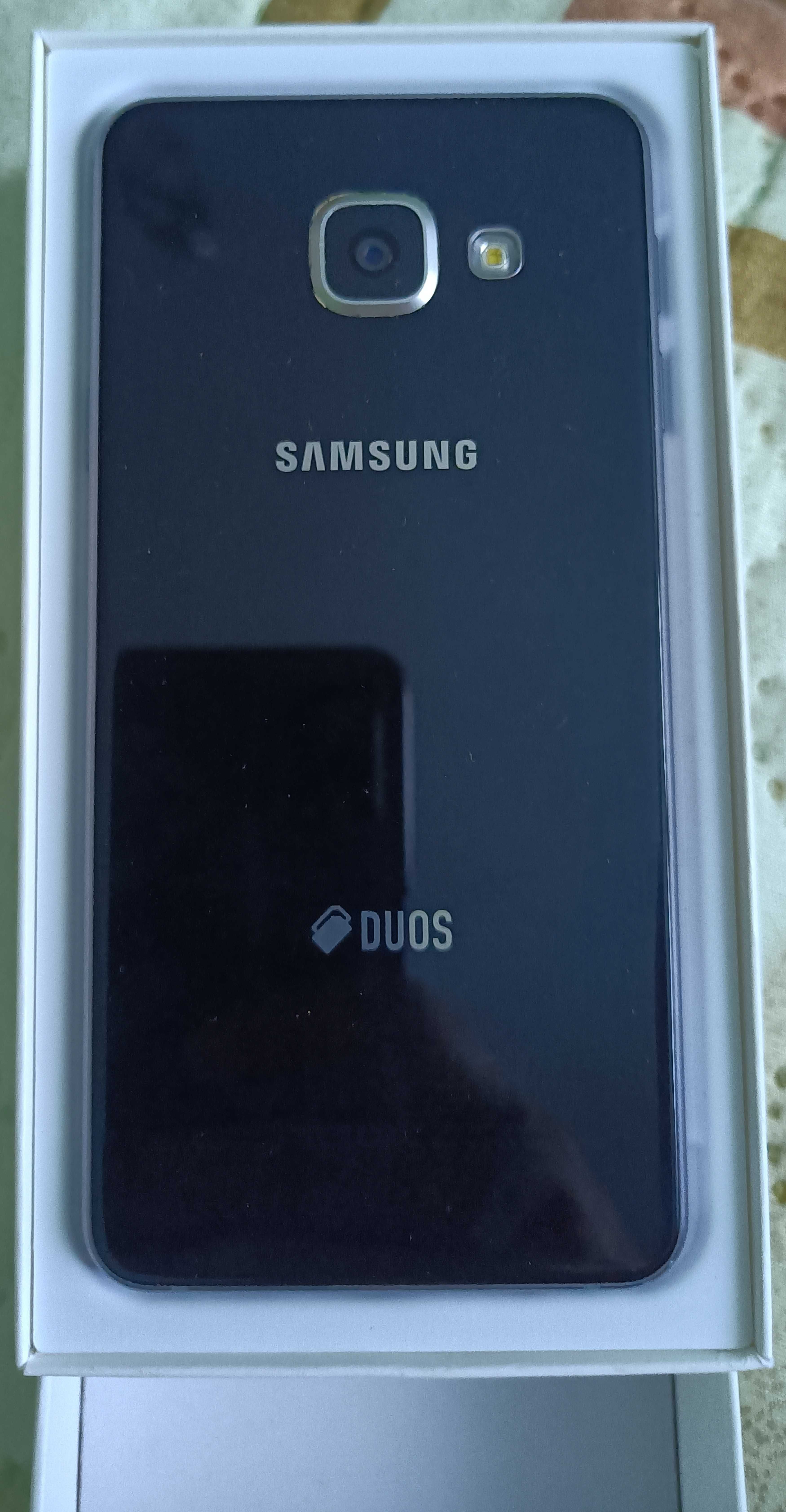 Samsung     A3     310