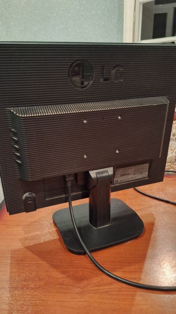 Kompyuter monitori