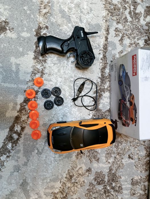 Радиоуправляемая дрифт машинка