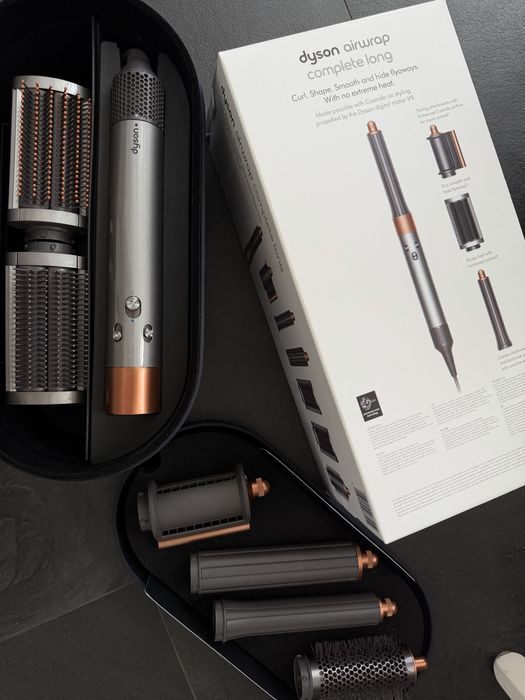 Dyson Airwrap Resigilat