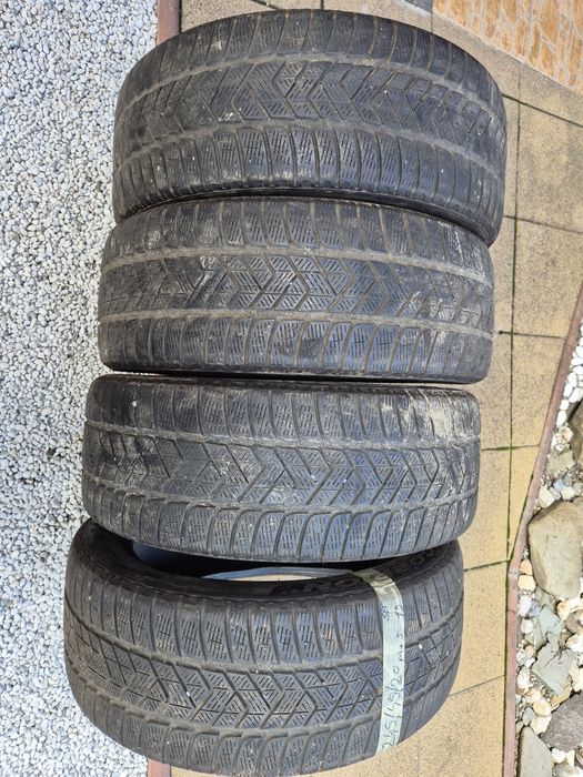 Vând cauciucuri 245/45/20 M+S set complet//Pirelli//imp Germania
