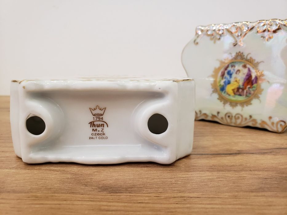 Салфетница. Солонка. Сервиз Мадонна