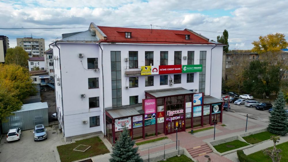 Продаётся многофункциональный комплекс Пассаж