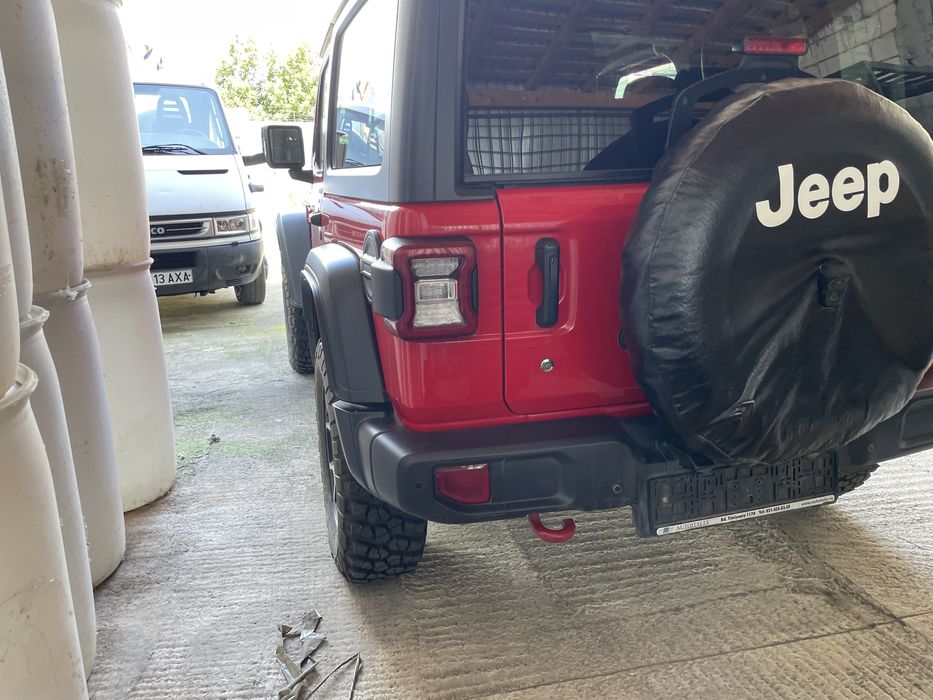 Jeep Wrangler Rubicon 43000 km scimb imobiliare materiale de construct