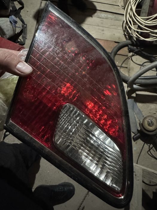 лексус ес 300 задний плафон