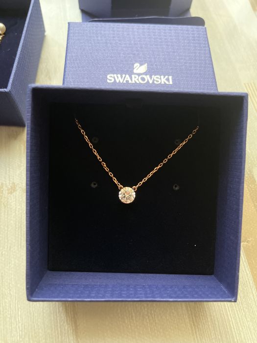 Колиета Swarovski (не са използвани)
