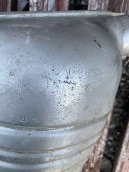 Оригинални краини гърнета за Мерцедес Е550 W212