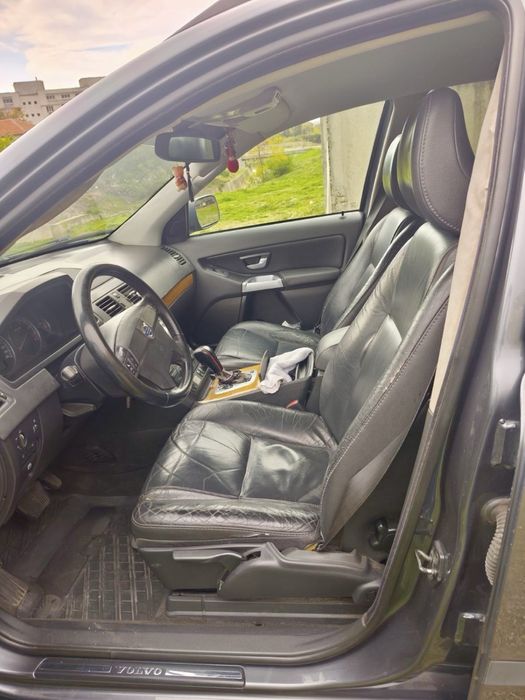 Volvo XC90 2005година