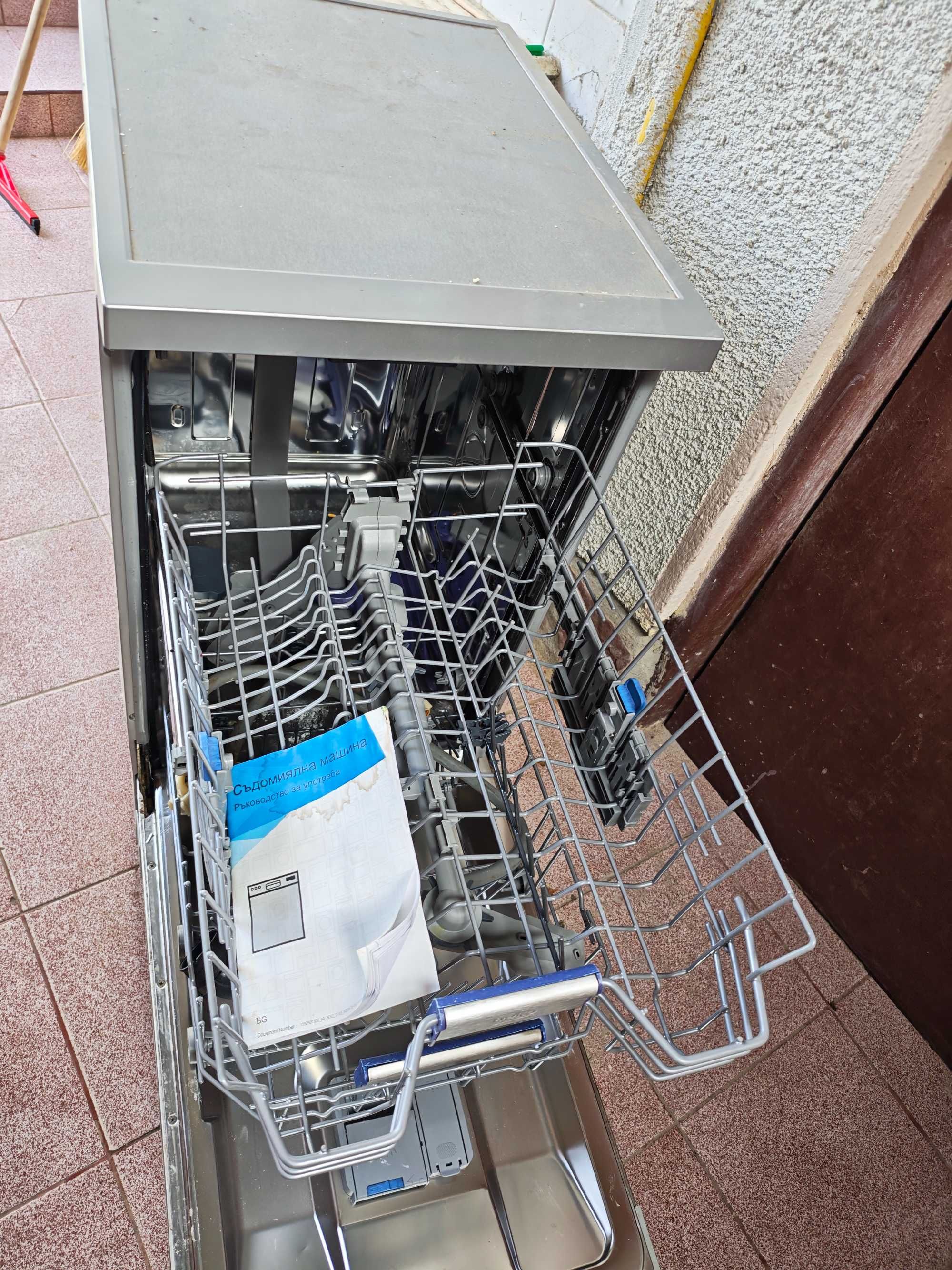 Съдомиялна BEKO DFS28123X ЗА ЧАСТИ
