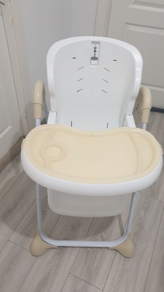 Scaun de masa chipolino maxi