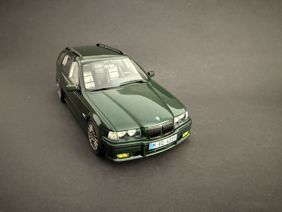 Macheta BMW 328i E 36 Touring 1/18 Otto