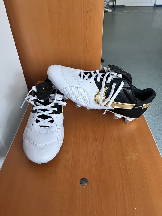 Ghete de fotbal Nike Premier lll, White, Black, Gold, Marimea 42