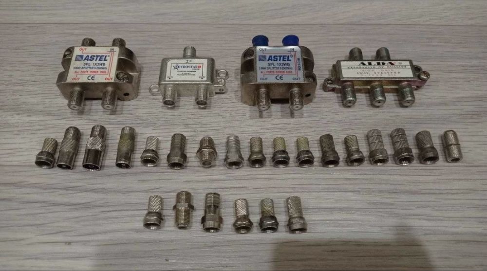 Разветвители антенны/телевизионных сигналов и переходники